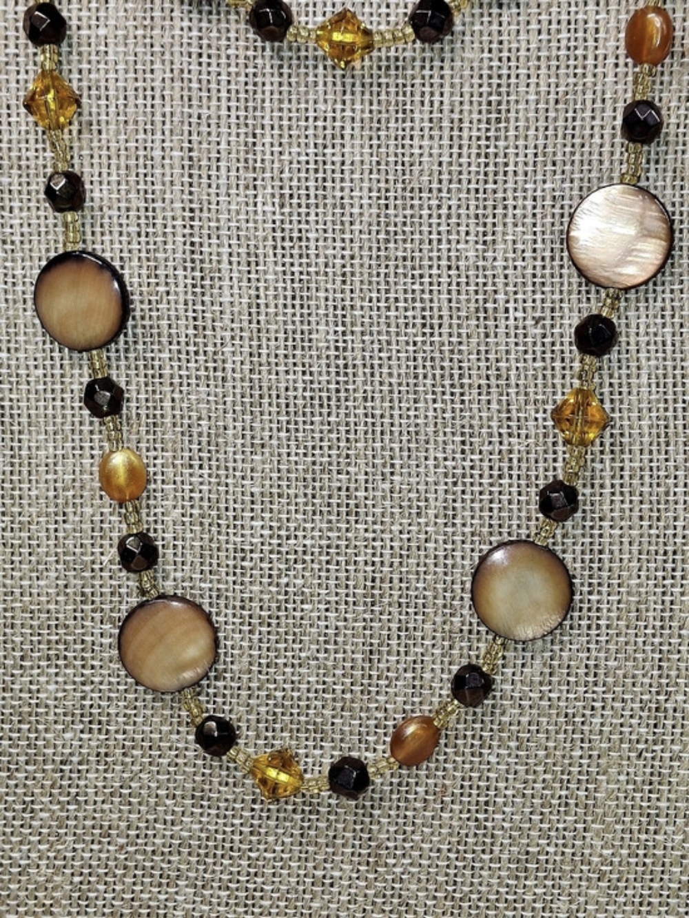 Shell Statement Necklace - Picture 4 of 8
